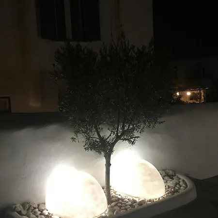 White Luxury With Shared Pool Downtown * Mykonos Town
